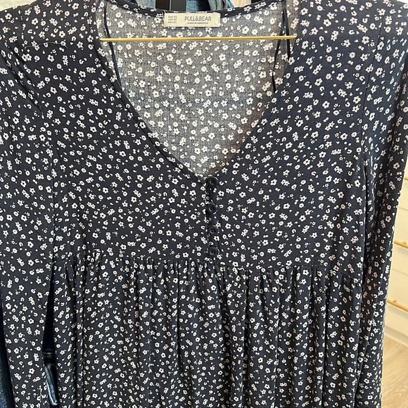 Pull & Bear Smocked Floral Mini Dress In Navy Blue - Picture 5 of 5